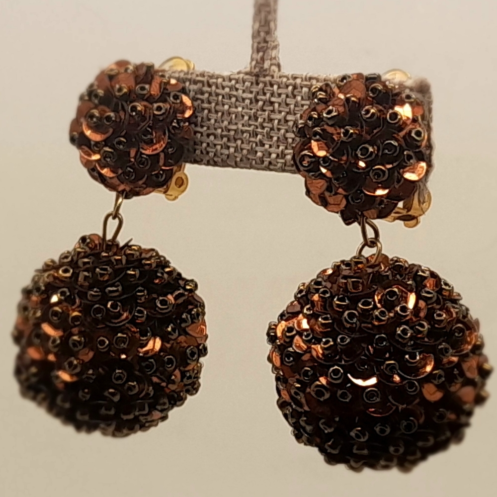 Vintage bohemian handmade brown sequin seed bead clip on drop fahion earrings